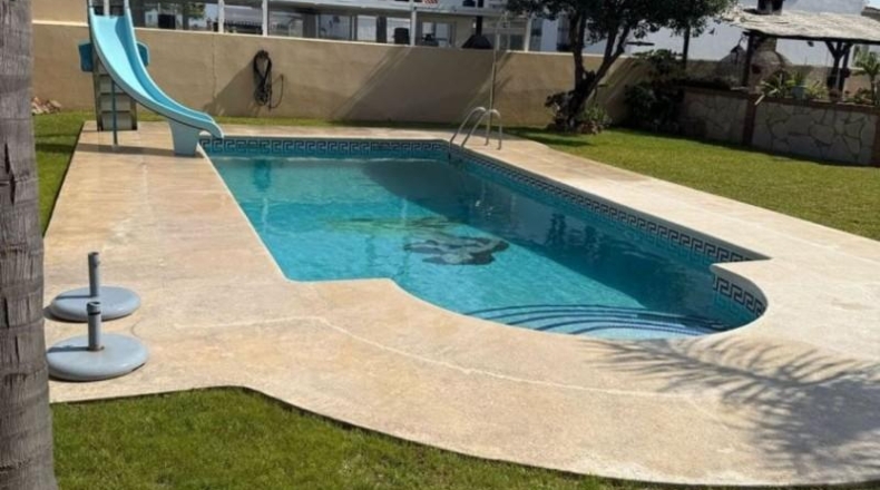 Кадис - La Línea de la Concepción - 1096m2