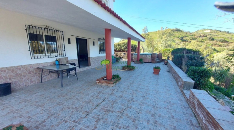 Málaga - Canillas de Aceituno - 1596m2