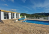 Casa de camp amb terreny en venda a Canillas de Aceituno ref.: TR396286 foto