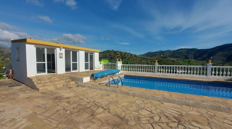 Málaga - Canillas de Aceituno - 3286m2