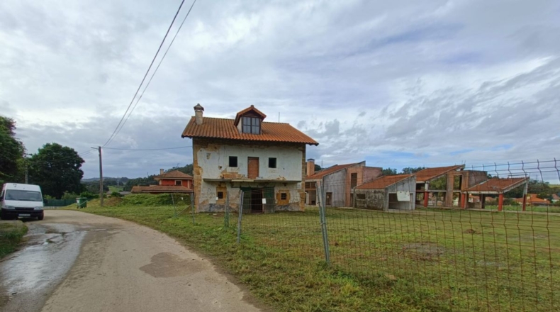 Cantabria - Bárcena de Cicero - 1100m2
