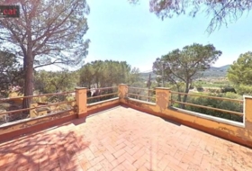 Piera 684&nbsp;m²