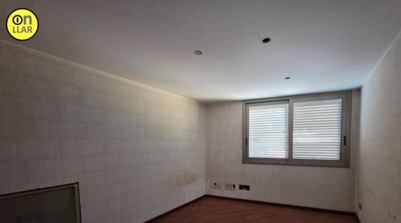 Gerona - Vila-sacra - 862m2