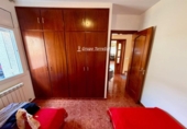 Отдельно стоящий дом с участком на продажу в городе el Vendrell Фото