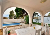 Chalet independiente con terreno en venta en la España, Amposta, ref: TR397055 foto