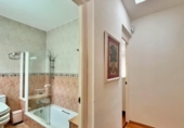 Chalet independiente con terreno en venta en la España, Amposta, ref: TR397055 foto