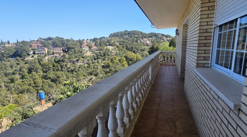 Barcelona - Corbera de Llobregat - 900m2
