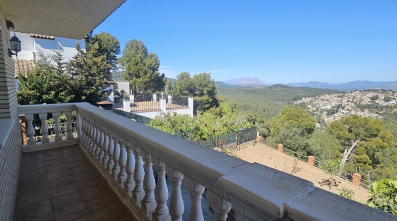Barcelona - Corbera de Llobregat - 900m2