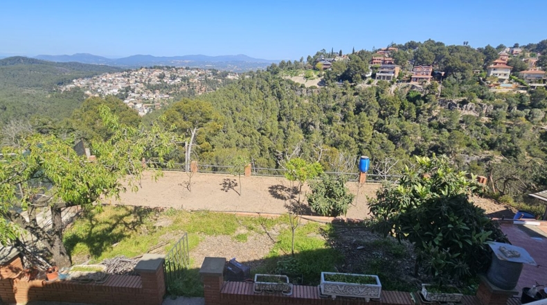 Barcelona - Corbera de Llobregat - 900m2