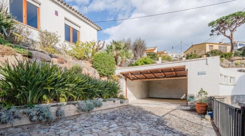Gerona - Sant Feliu de Guíxols - 703m2