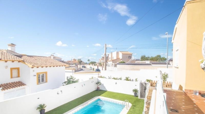 Alicante - Сан-Мигель-де-Салинас - 309m2