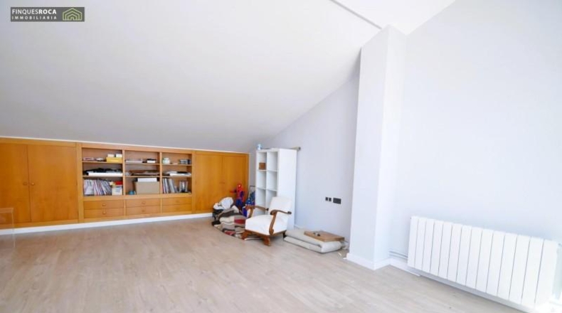 Barcelona - la Roca del Vallès - 208m2
