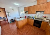 Дом с участком на продажу в городе el Vendrell Фото