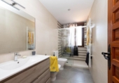 Chalet independiente con terreno en venta en la España, Ogíjares, ref: TR396628 foto