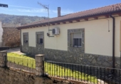 Casa de camp amb terreny en venda a la España, Villar de Plasencia, ref.: TR403367 foto