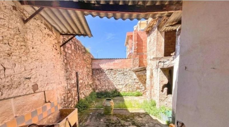 Castellón - La Vall d'Uixó - 261m2