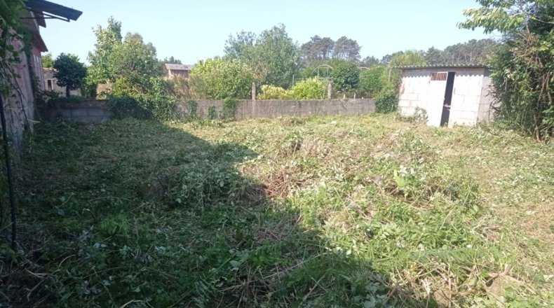Pontevedra - O Seixo - 1300m2
