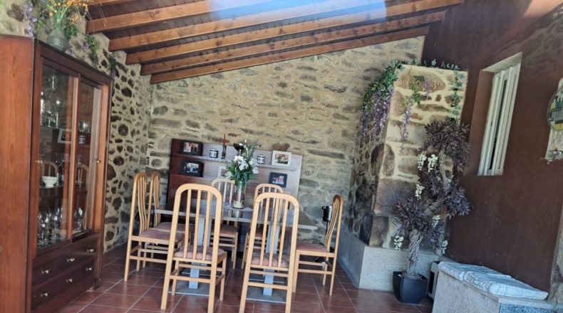 La Coruña - Chaves - 2500m2