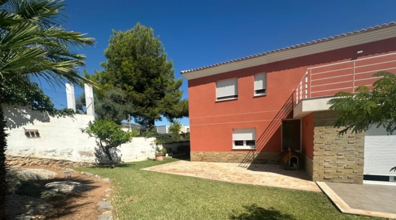 Кастельон - Oropesa del Mar - 641m2