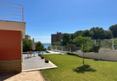 Villa con terreno en venta en Oropesa ref: TR396977 foto