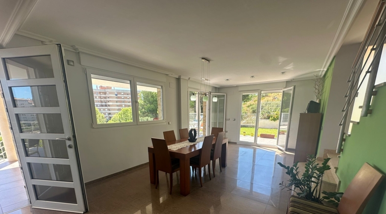Кастельон - Oropesa del Mar - 641m2