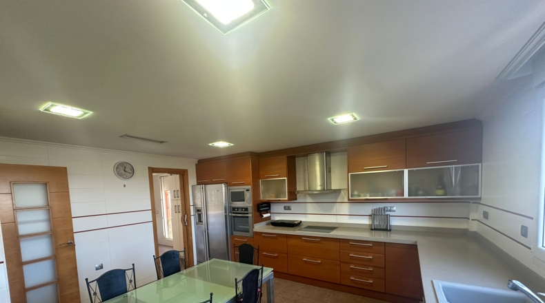 Кастельон - Oropesa del Mar - 641m2