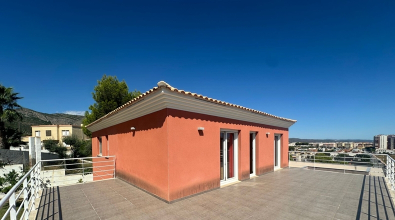 Кастельон - Oropesa del Mar - 641m2