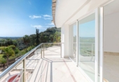 Chalet independiente con terreno en venta en Benahavís ref: TR396973 foto