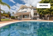 Chalet independiente con terreno en venta en Benahavís ref: TR396973 foto