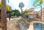 Chalet independiente con terreno en venta en Benahavís ref: TR396973 foto