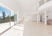 Chalet independiente con terreno en venta en Benahavís ref: TR396973 foto