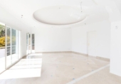 Chalet independiente con terreno en venta en Benahavís ref: TR396973 foto