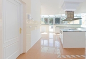Chalet independiente con terreno en venta en Benahavís ref: TR396973 foto