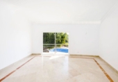 Chalet independiente con terreno en venta en Benahavís ref: TR396973 foto