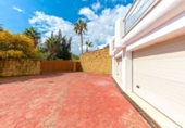 Chalet independiente con terreno en venta en Benahavís ref: TR396973 foto