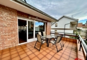 Chalet independiente con terreno en venta en Laredo ref: TR396970 foto