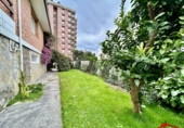 Chalet independiente con terreno en venta en Laredo ref: TR396970 foto