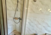 Chalet independiente con terreno en venta en Laredo ref: TR396970 foto