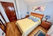 Chalet independiente con terreno en venta en Laredo ref: TR396970 foto