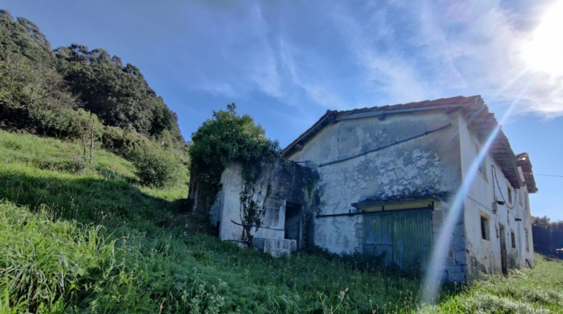 Cantabria - Laredo - 3500m2