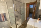 Дом с участком на продажу в городе Сан-Мартин-дель-Рей-Аурелио. Фото