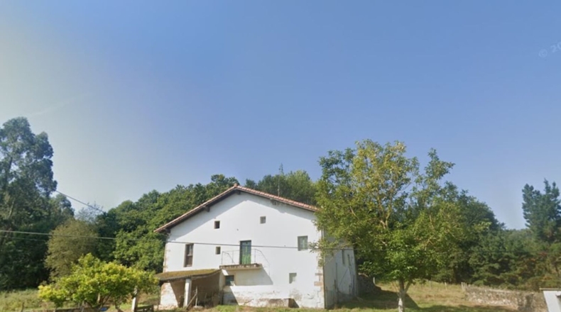 Cantabria - Bárcena de Cicero - 1400m2