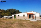 Casa de camp amb terreny en venda a la España, San Vicente de Alcántara, ref.: TR401621 foto