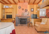 Дом с участком на продажу в городе Beas de Granada Фото