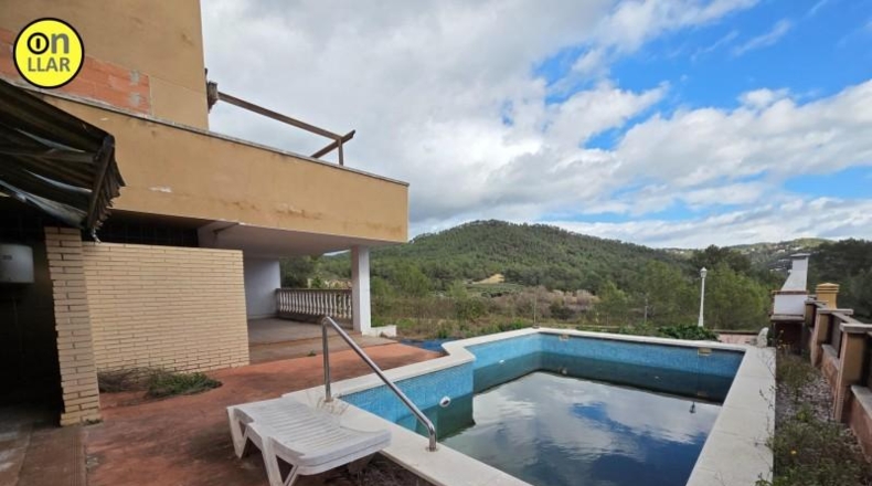 Barcelona - Canyelles - 594m2