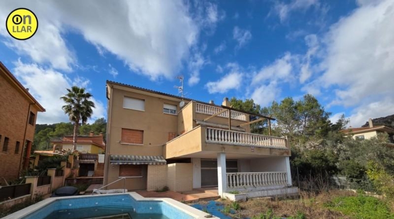 Barcelona - Canyelles - 594m2