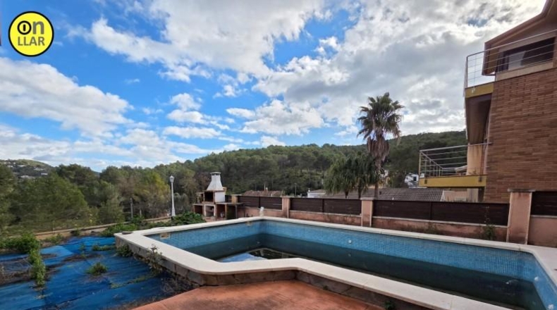 Barcelona - Canyelles - 594m2