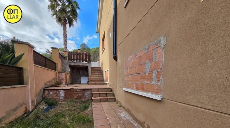 Barcelona - Canyelles - 594m2