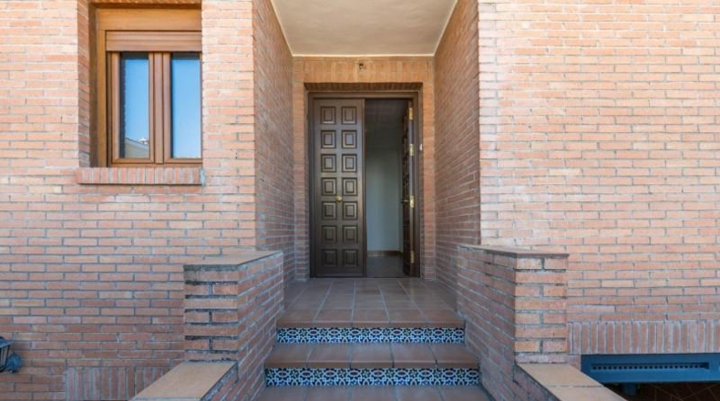 Granada - Peligros - 420m2