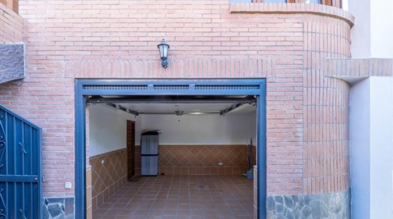 Granada - Peligros - 420m2